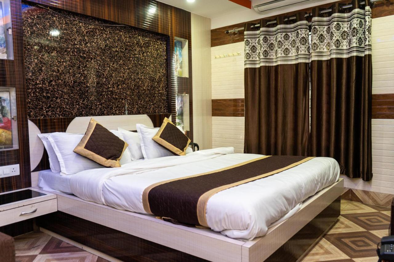 Tirupati Lodge Njp Siliguri Eksteriør bilde