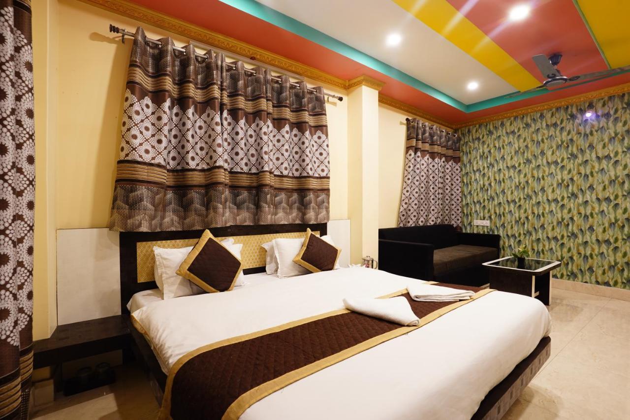 Tirupati Lodge Njp Siliguri Eksteriør bilde