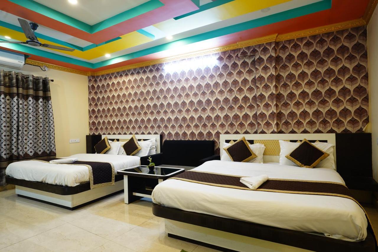 Tirupati Lodge Njp Siliguri Eksteriør bilde