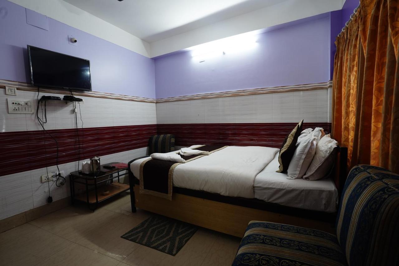 Tirupati Lodge Njp Siliguri Eksteriør bilde