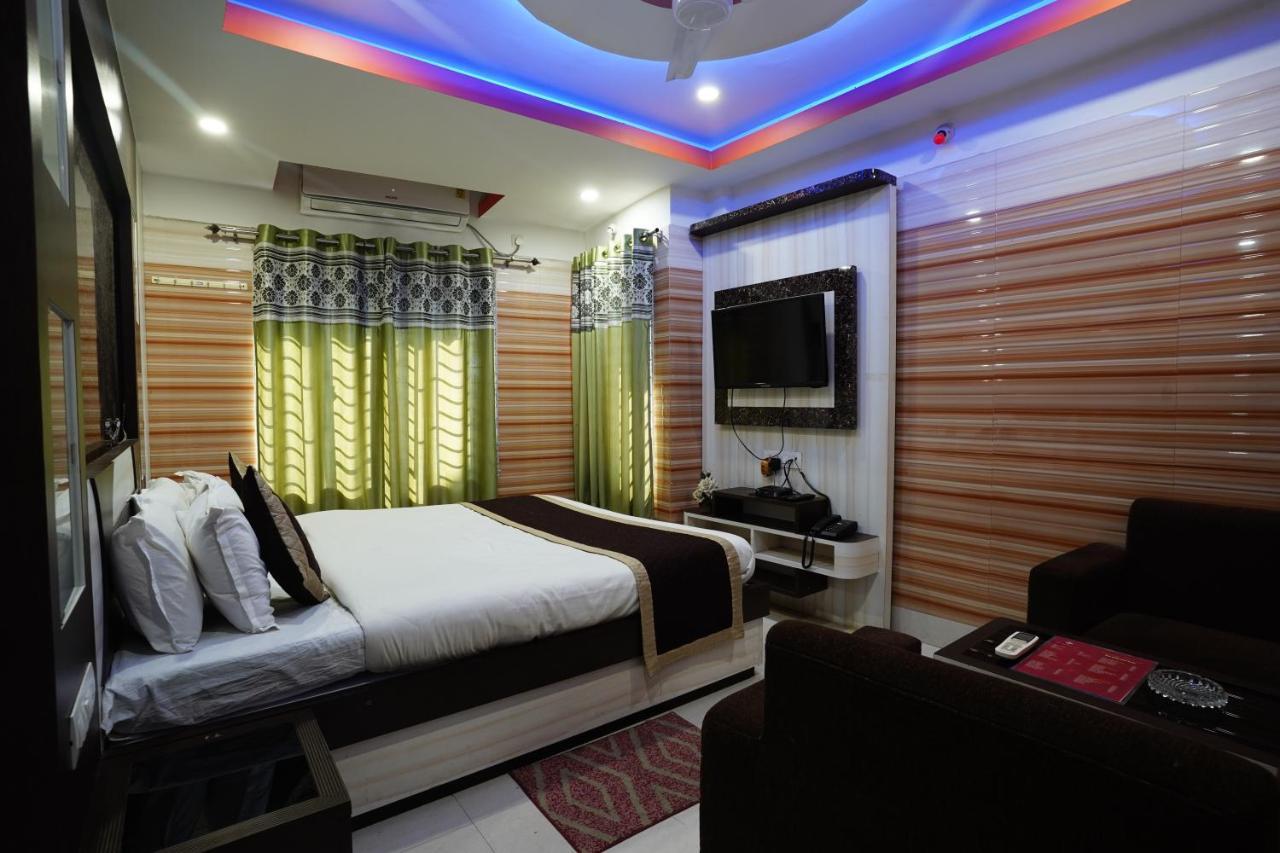 Tirupati Lodge Njp Siliguri Eksteriør bilde