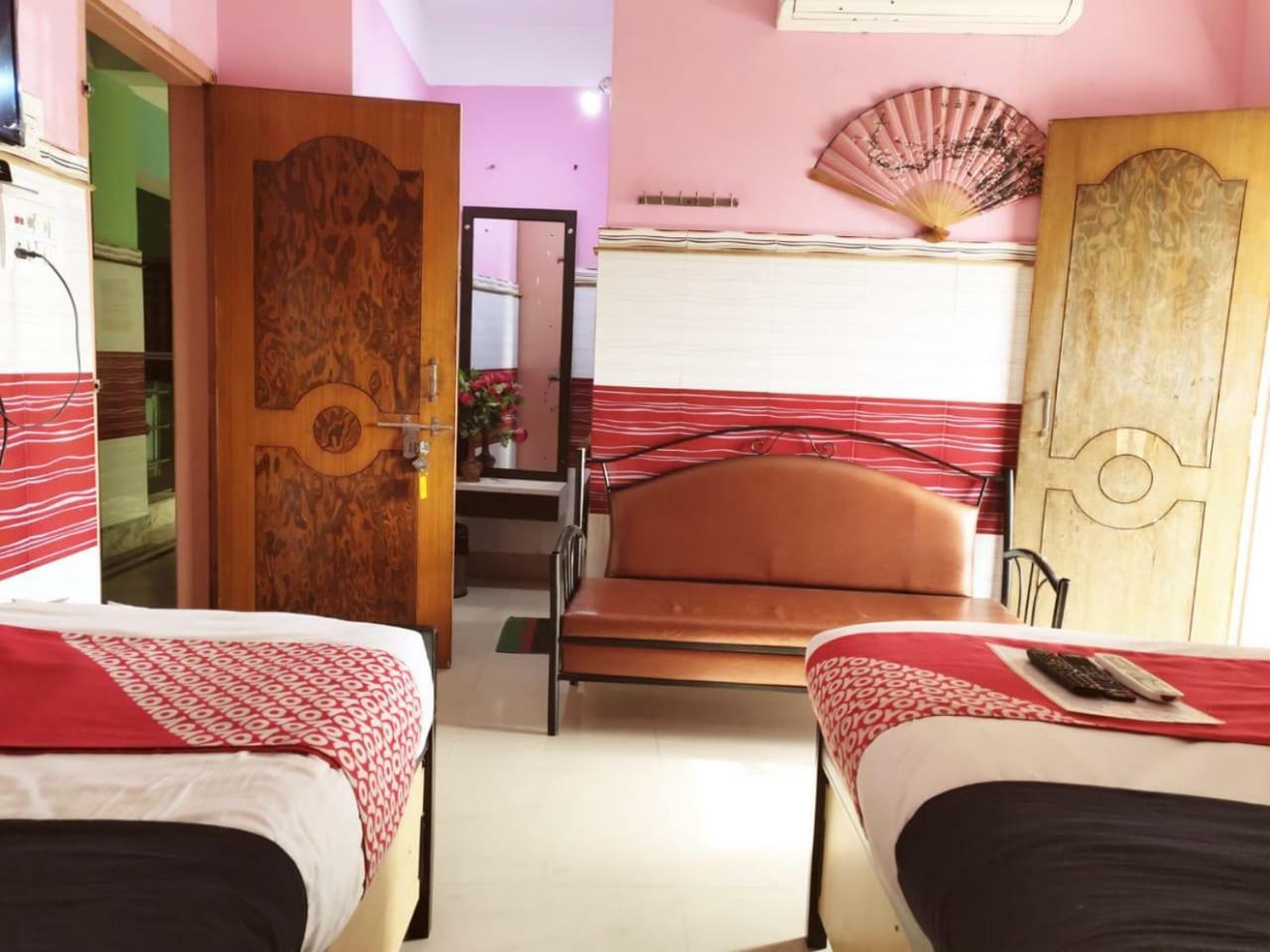 Tirupati Lodge Njp Siliguri Eksteriør bilde