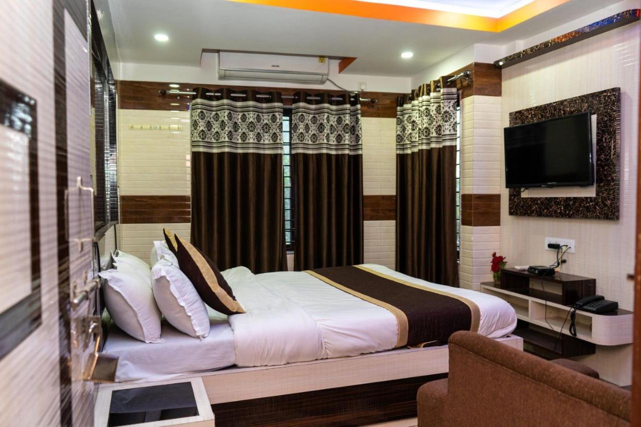 Tirupati Lodge Njp Siliguri Eksteriør bilde
