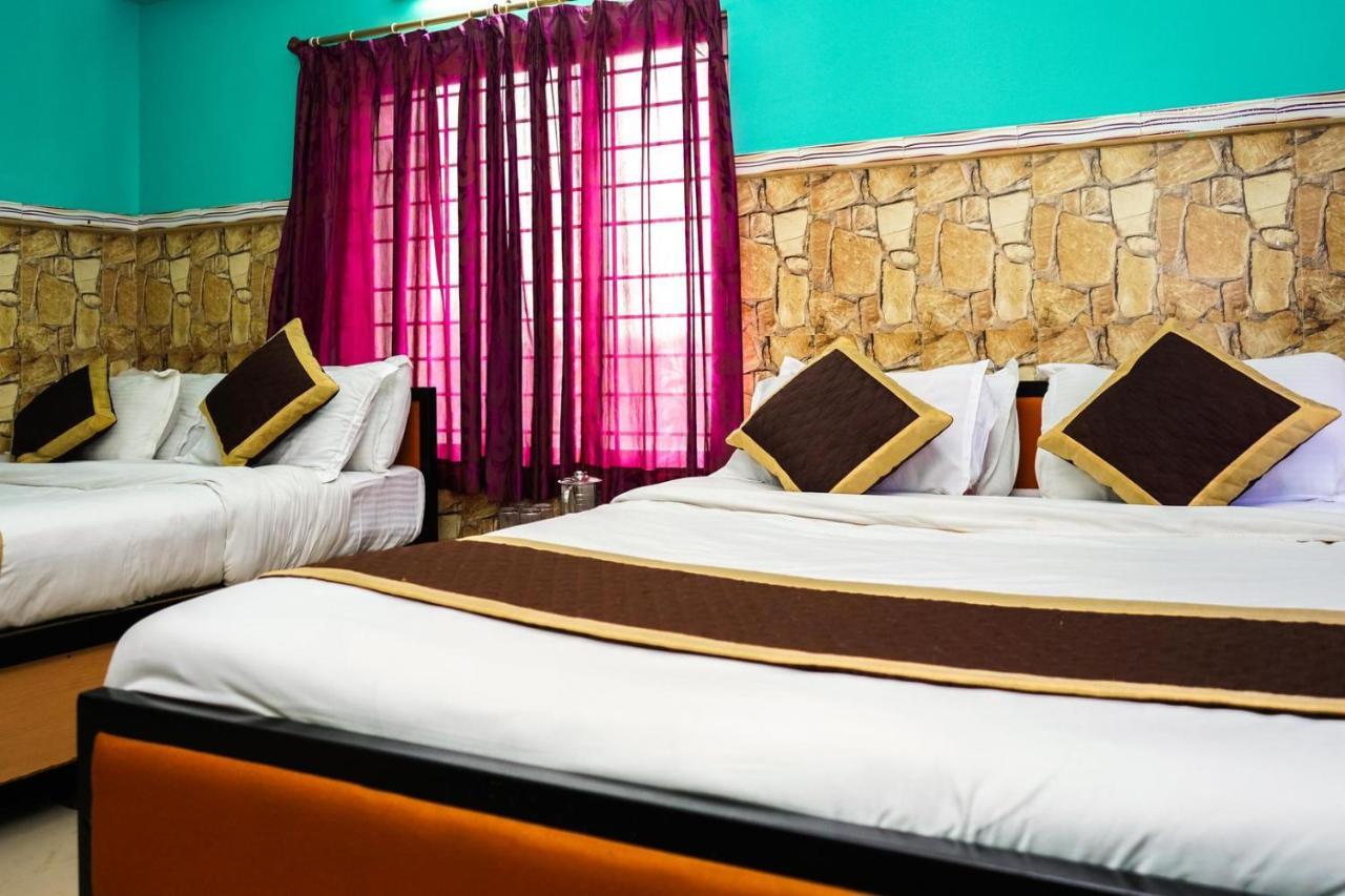 Tirupati Lodge Njp Siliguri Eksteriør bilde
